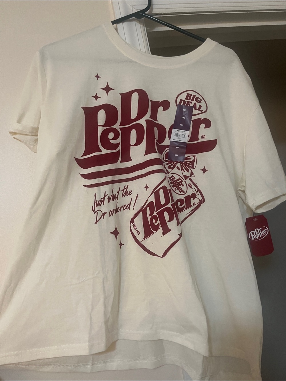 Graphic Short Sleeve Tee in Cream women’s